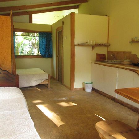 Cabanas Moenga Анґа-Роа Номер фото